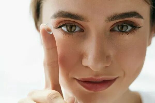 Lentilles Les bons gestes pour voir net